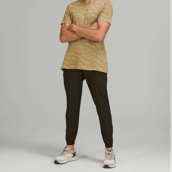 Lululemon Surge Jogger *Shorter Length - Picture 3 of 9